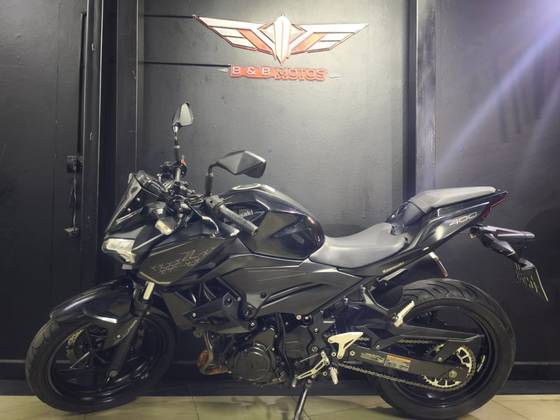 KAWASAKI Z400 
